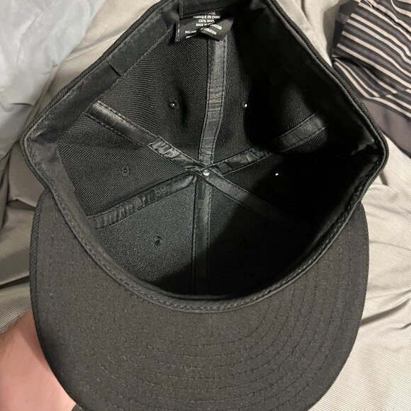 Chicago White Sox New Era Fitted Hat - Picture 2 of 2